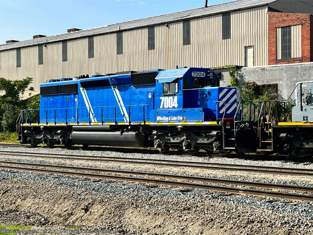 WE 7004